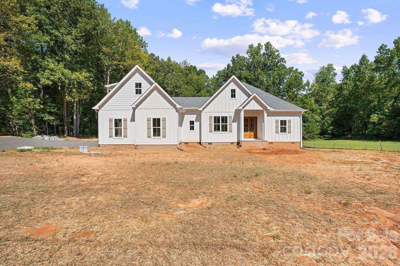 6395 Wingate Hill Rd., Denver, NC 28037