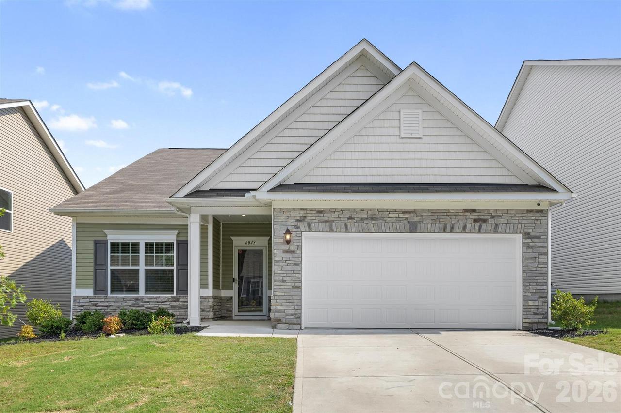 6043 Gala Ln., Charlotte, NC 28215