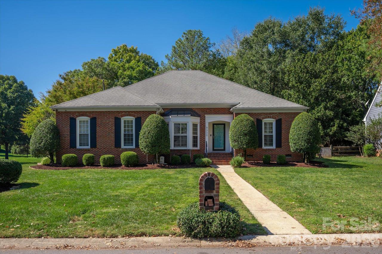 9330 Elverson Dr., Charlotte, NC 28277