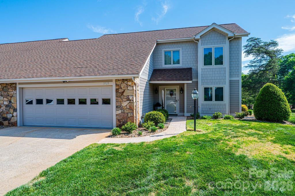 3725 Rock Bridge Dr., Conover, NC 28613