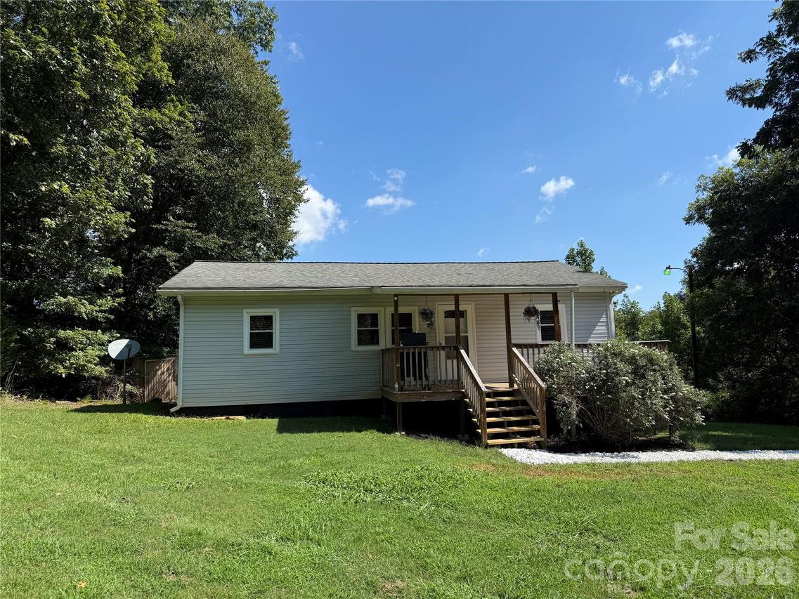 44 Oak Hill Rd., Nebo, NC 28761