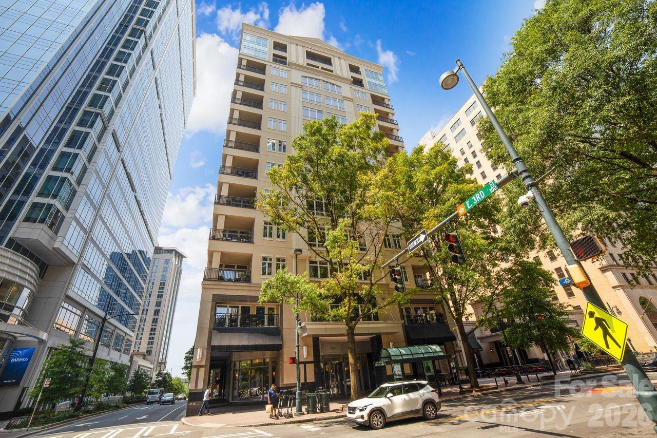230 S Tryon St. #511, Charlotte, NC 28202