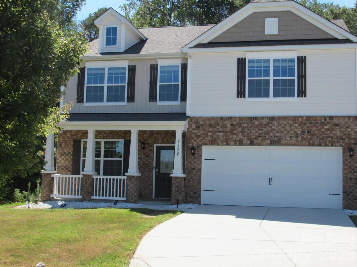 7128 Bandera Dr., Charlotte, NC 28214
