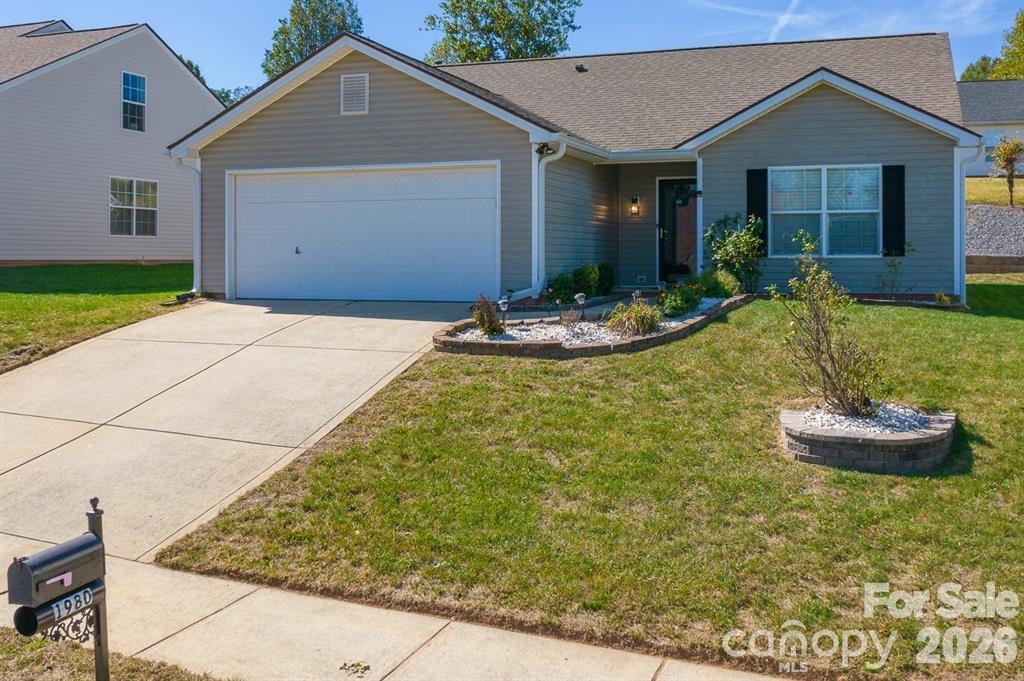 1980 8th Street Ln., Hickory, NC 28602