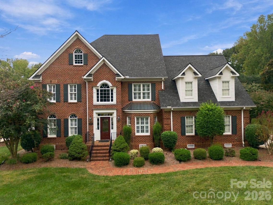 633 Peacehaven Rd., Kannapolis, NC 28083