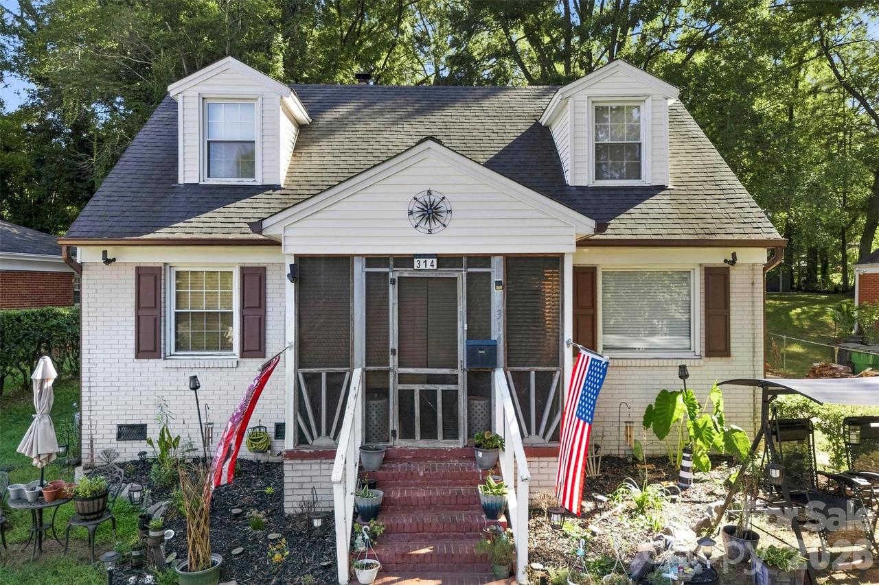 314 Fannie Cir., Charlotte, NC 28205