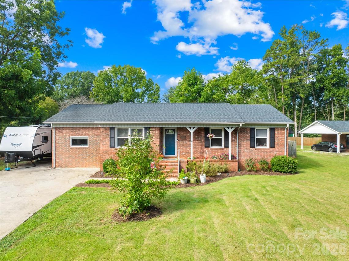 508 Woodland Dr., Rockwell, NC 28138