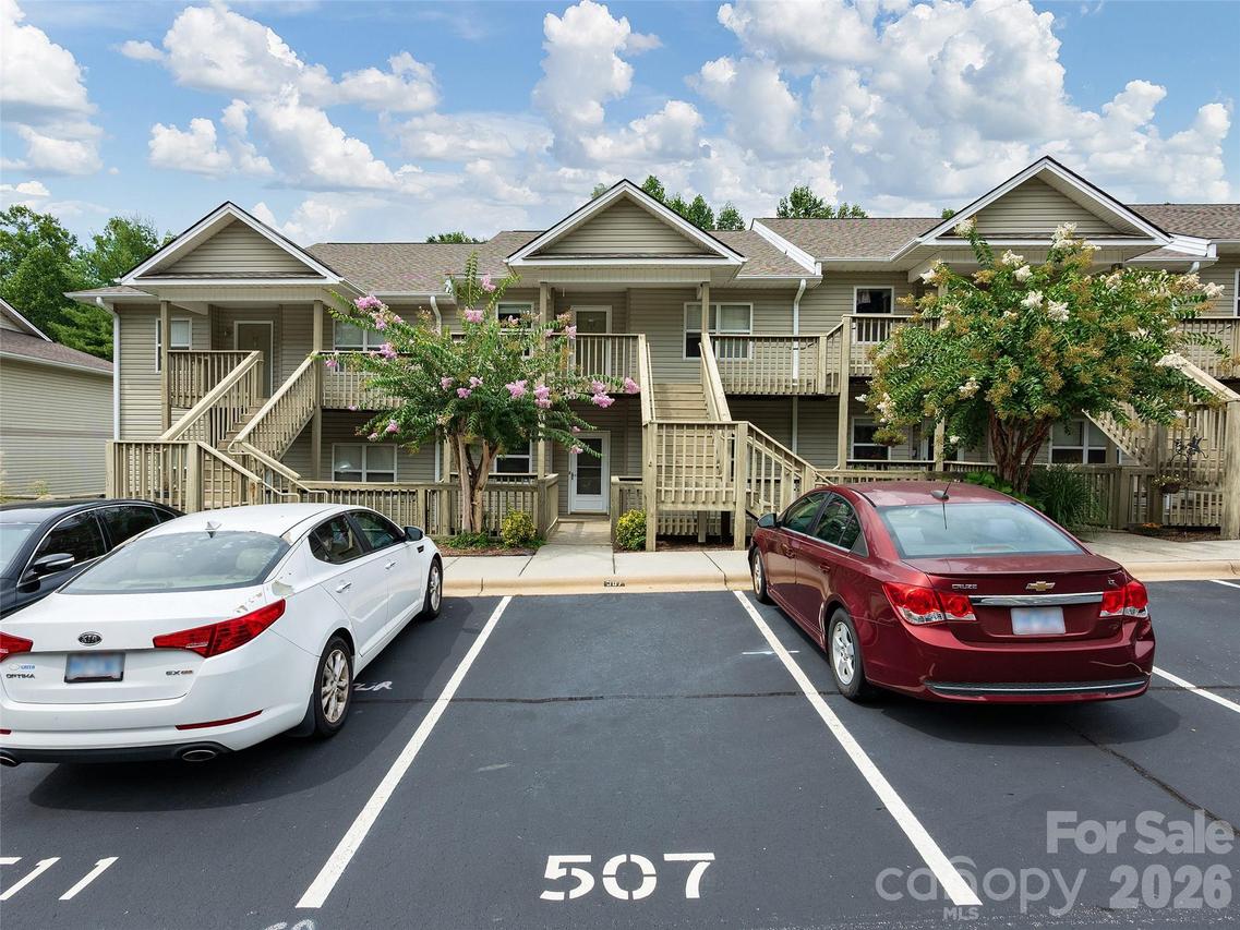 507 Carlyle Way, Asheville, NC 28803