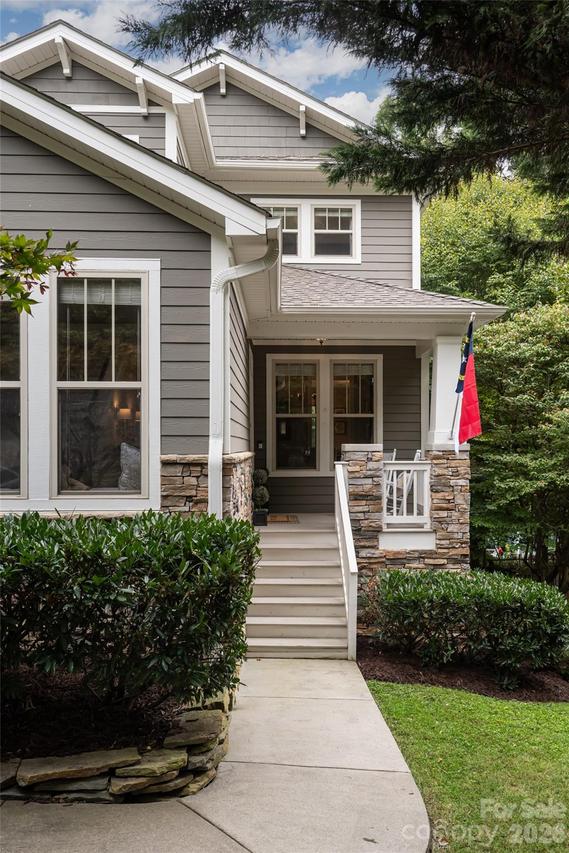 112 Mountain Dr., Biltmore Lake, NC 28715