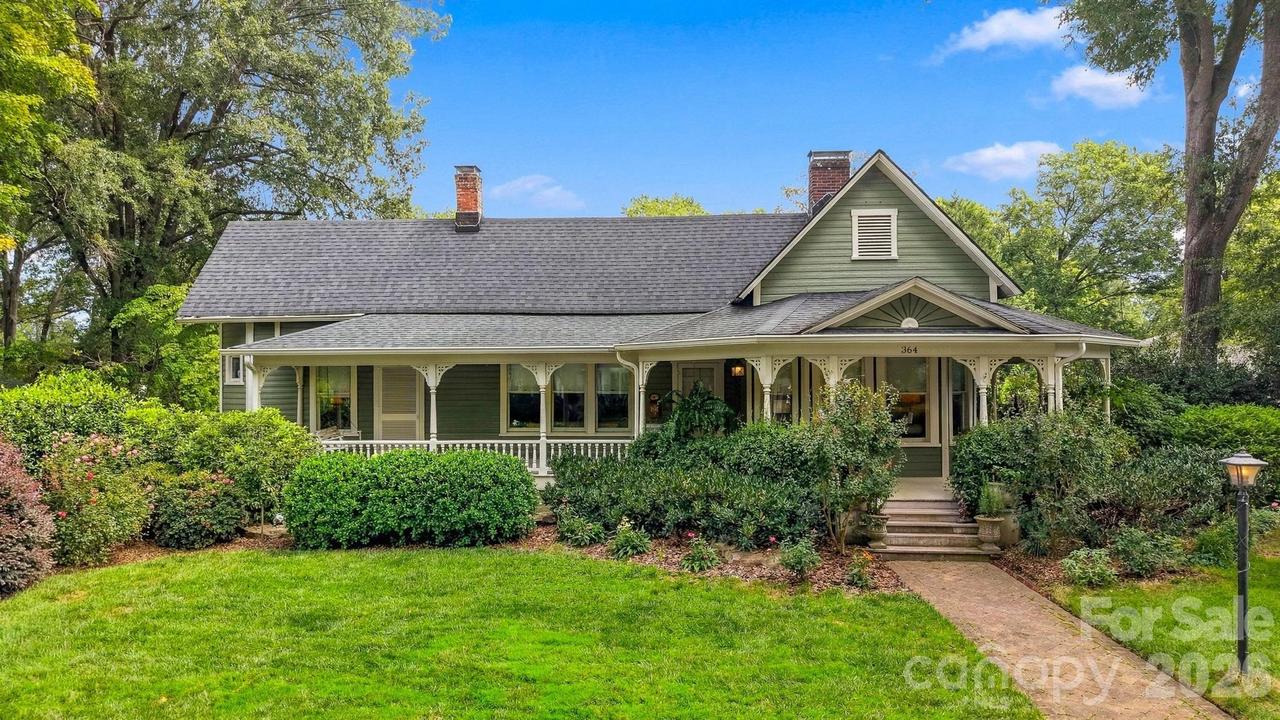 364 6th St., Hickory, NC 28601