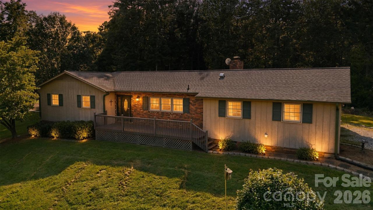 258 Nine Patch Ln., Taylorsville, NC 28681