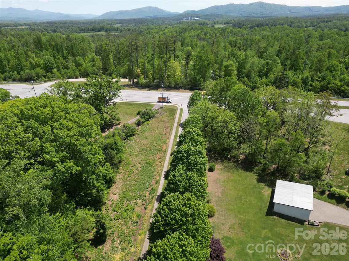61 Elaine Eden Dr., Asheville, NC 28806