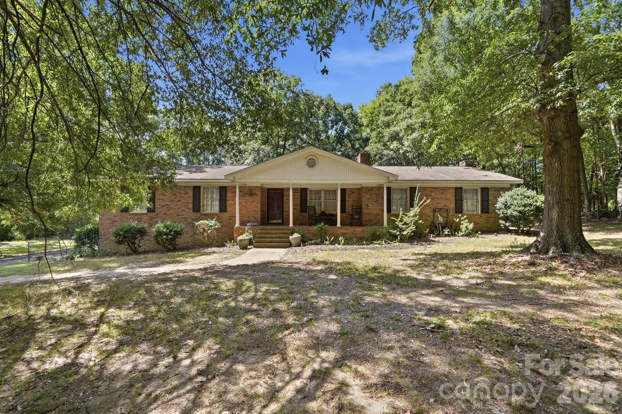 4323 Weddington Rd., Monroe, NC 28110