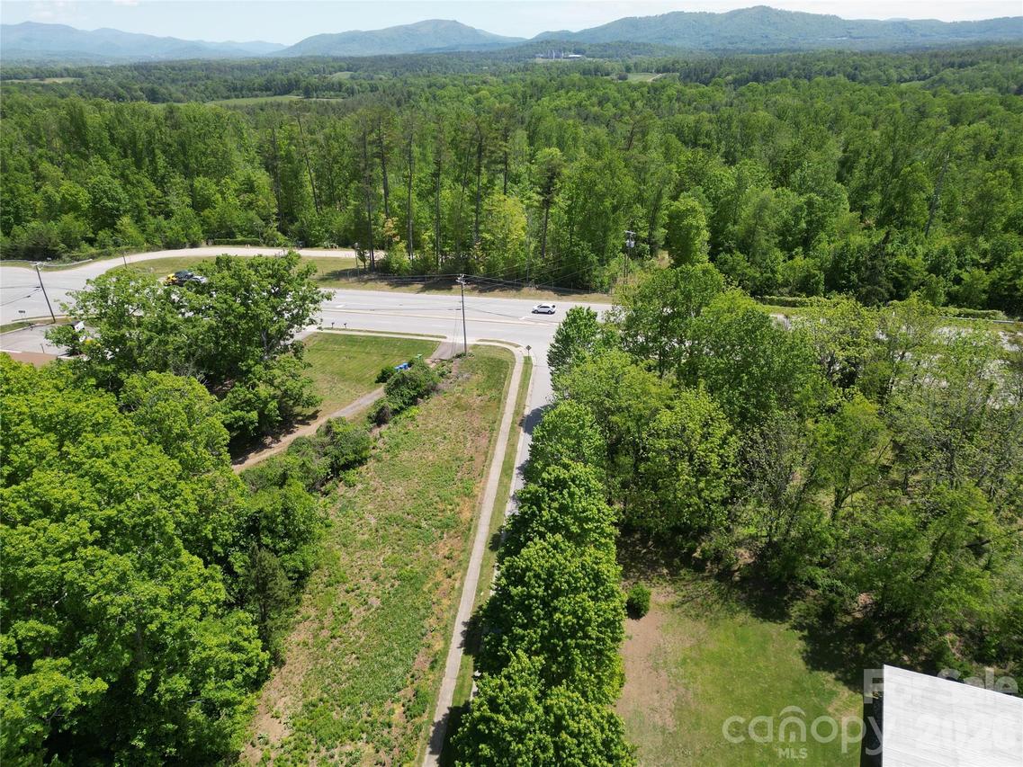 21 Elaine Eden Dr., Asheville, NC 28806