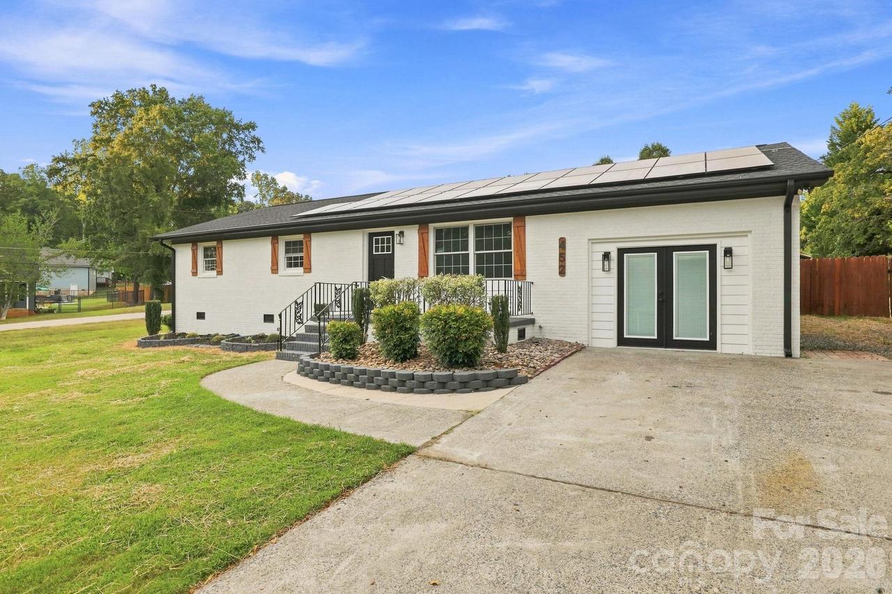 452 Mirror Lake Rd., Salisbury, NC 28146