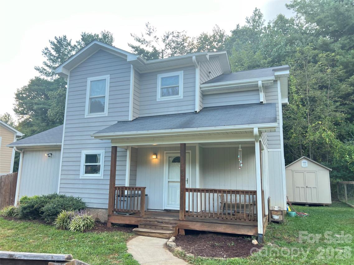 45 Compass Park Dr., Weaverville, NC 28787