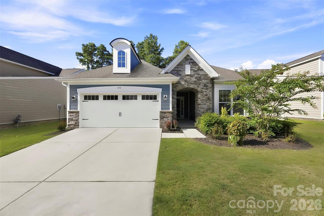 140 Picasso Tr., Mount Holly, NC 28120