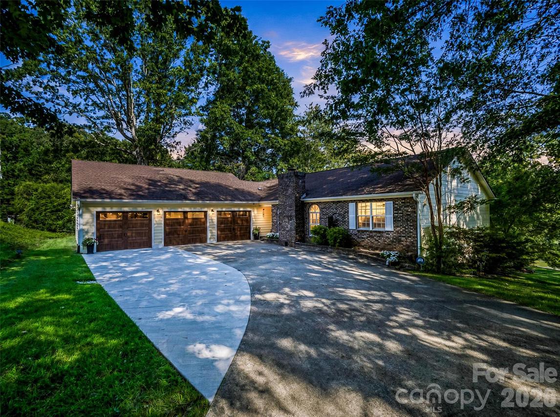503 Saddleback Ct., Asheville, NC 28803