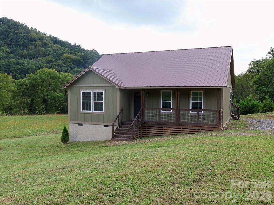 3240 Old Henson Cove Rd., Canton, NC 28716