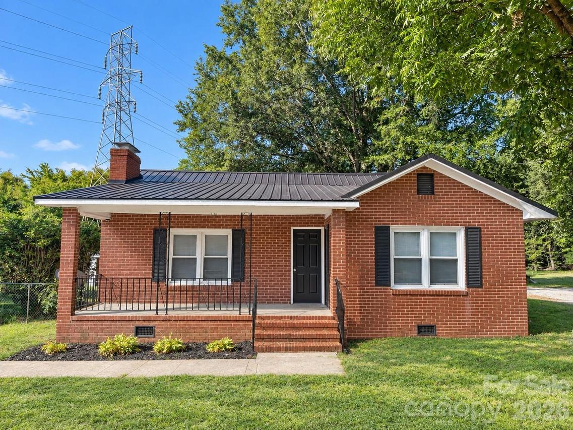 711 West Rice St., Landis, NC 28088