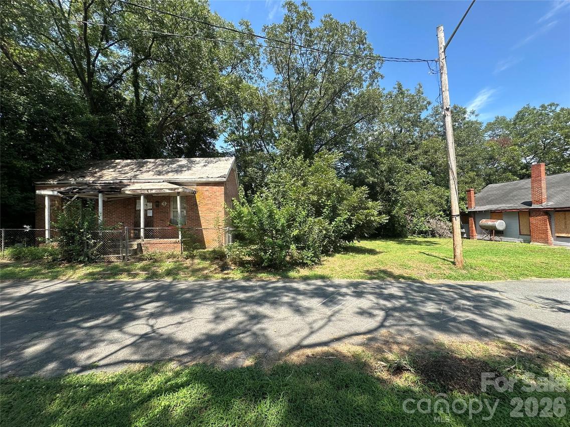 806 Gordon St., Monroe, NC 28112