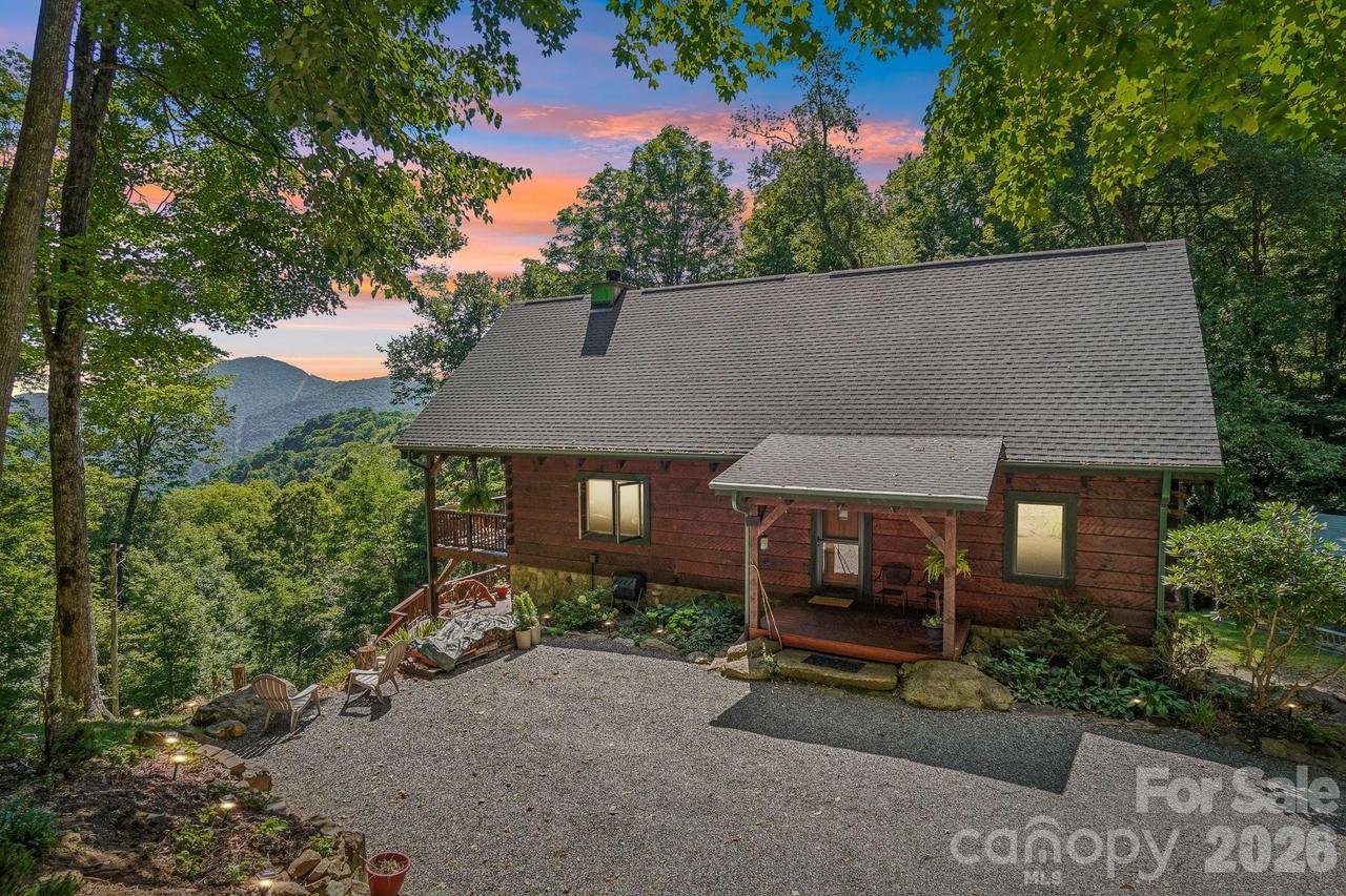 246 Puncheon Ln., Mars Hill, NC 28754