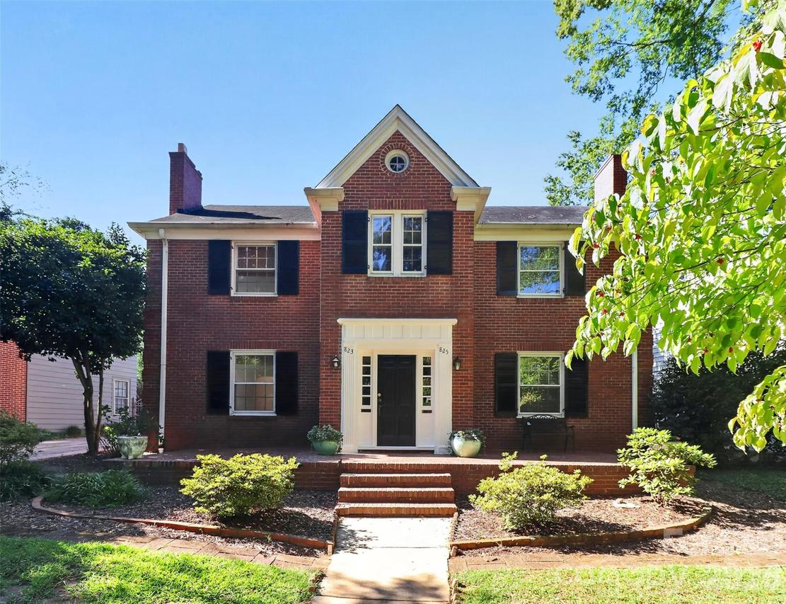 823-825 Henley Pl., Charlotte, NC 28207