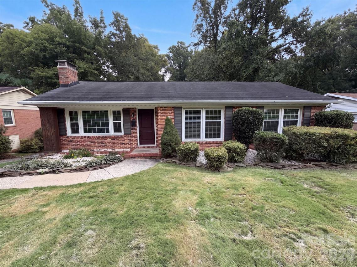 1527 Burnley Rd., Charlotte, NC 28210