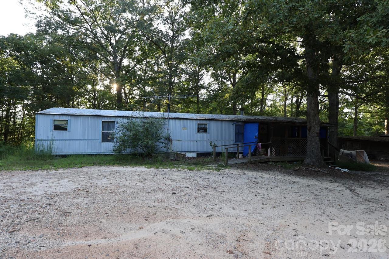 4691 Snowhill Church Rd., Morganton, NC 28655