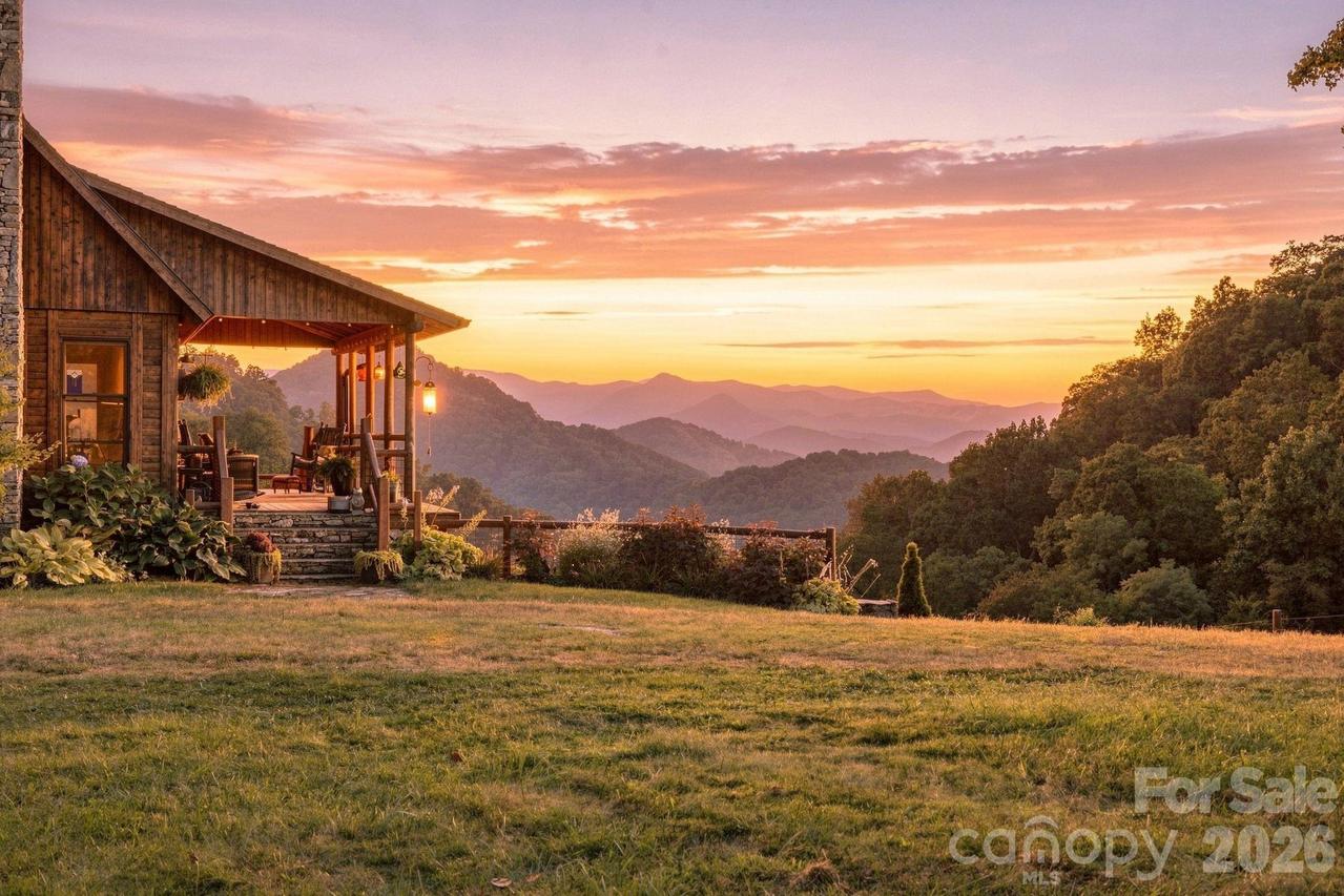 3570 Crabtree Mountain Rd., Clyde, NC 28721
