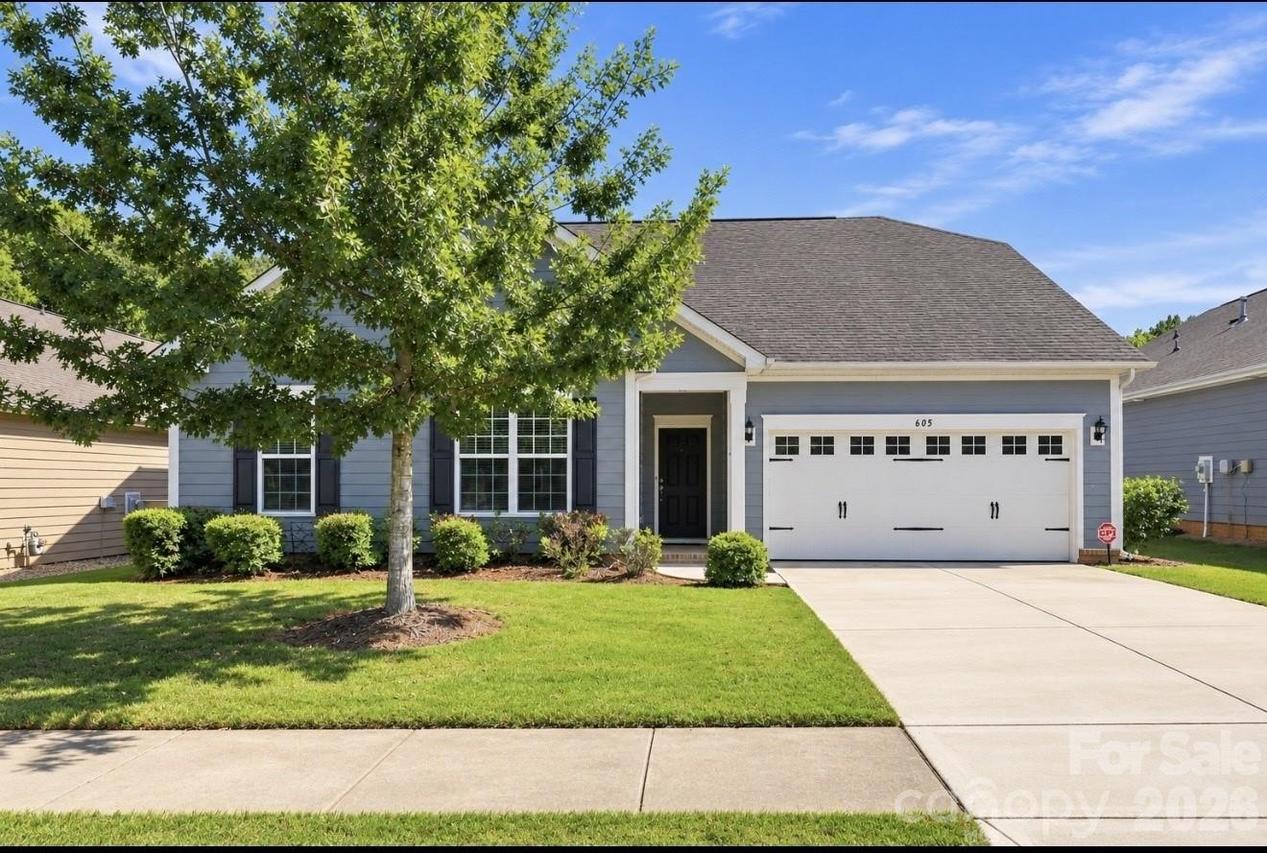 605 Gardenbrook Tr., Belmont, NC 28012