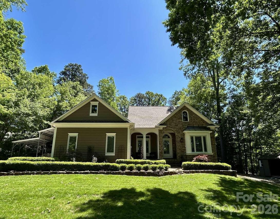 8152 Deep Water Ln., Denver, NC 28037