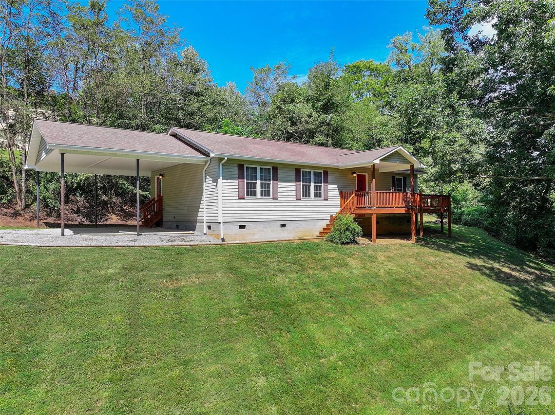 111 Natures Tr., Clyde, NC 28721