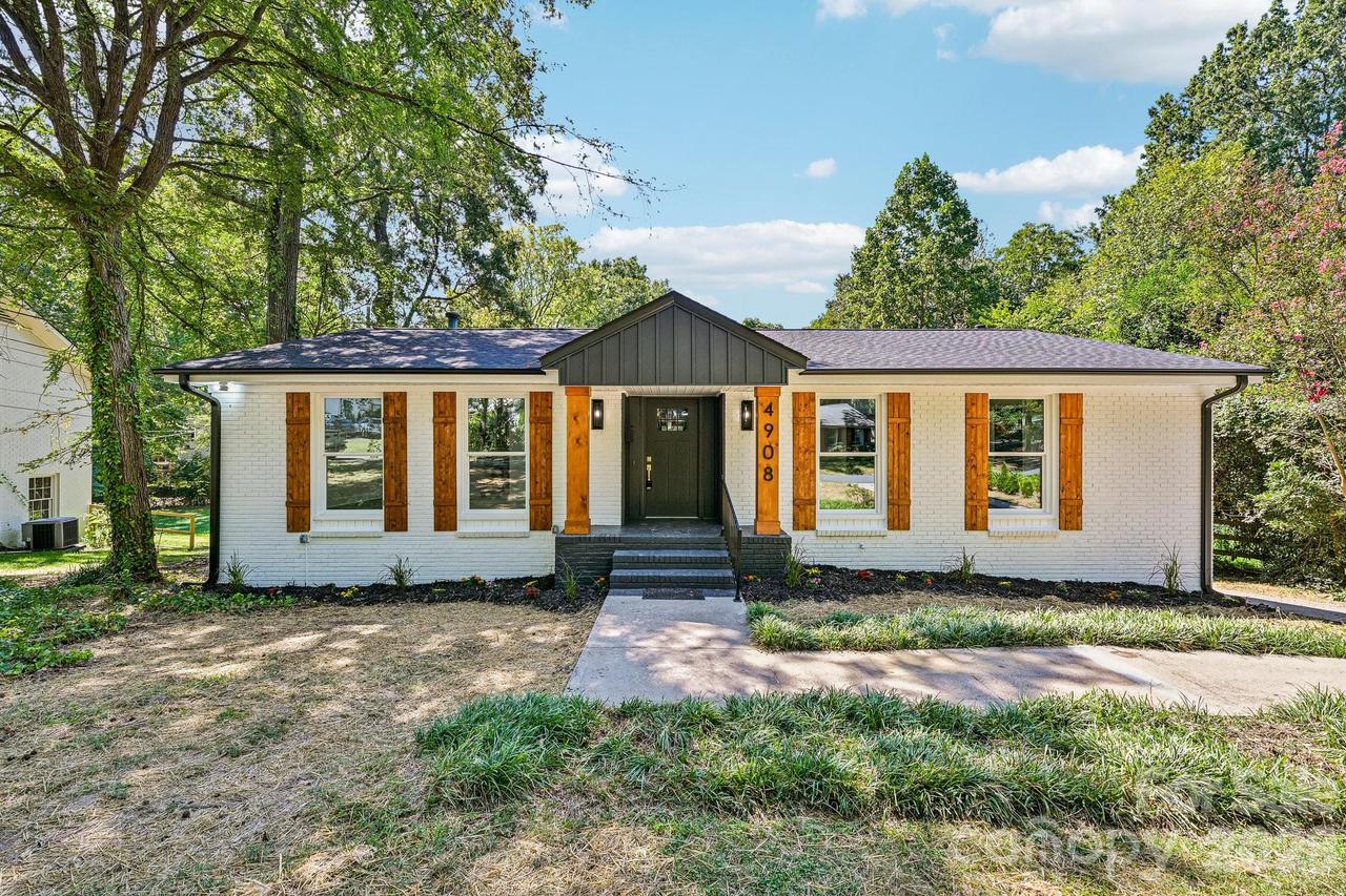 4908 Zephyr Ln., Charlotte, NC 28209