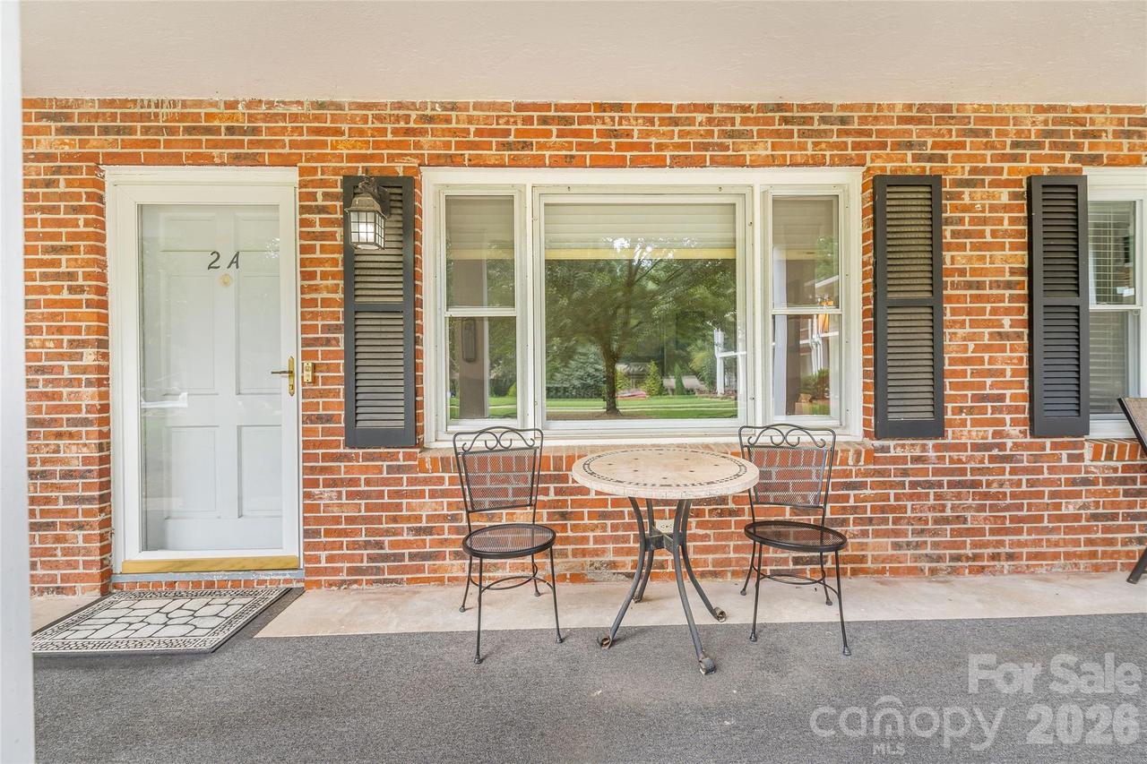 102 Boyd Dr. #2A, Flat Rock, NC 28731