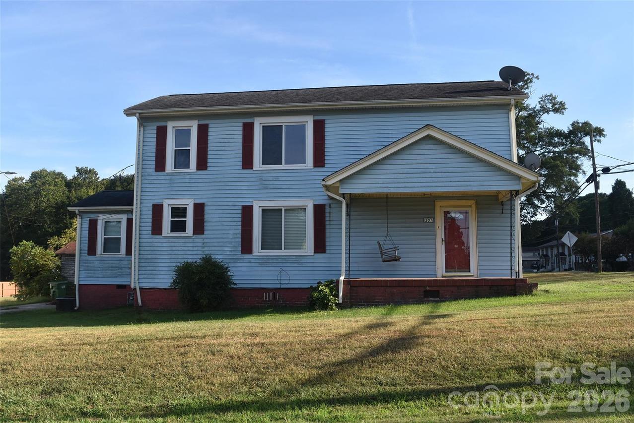 301 Highland St., Mount Holly, NC 28120