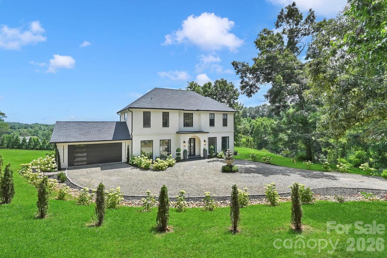 107 Lee Ln., Mars Hill, NC 28754