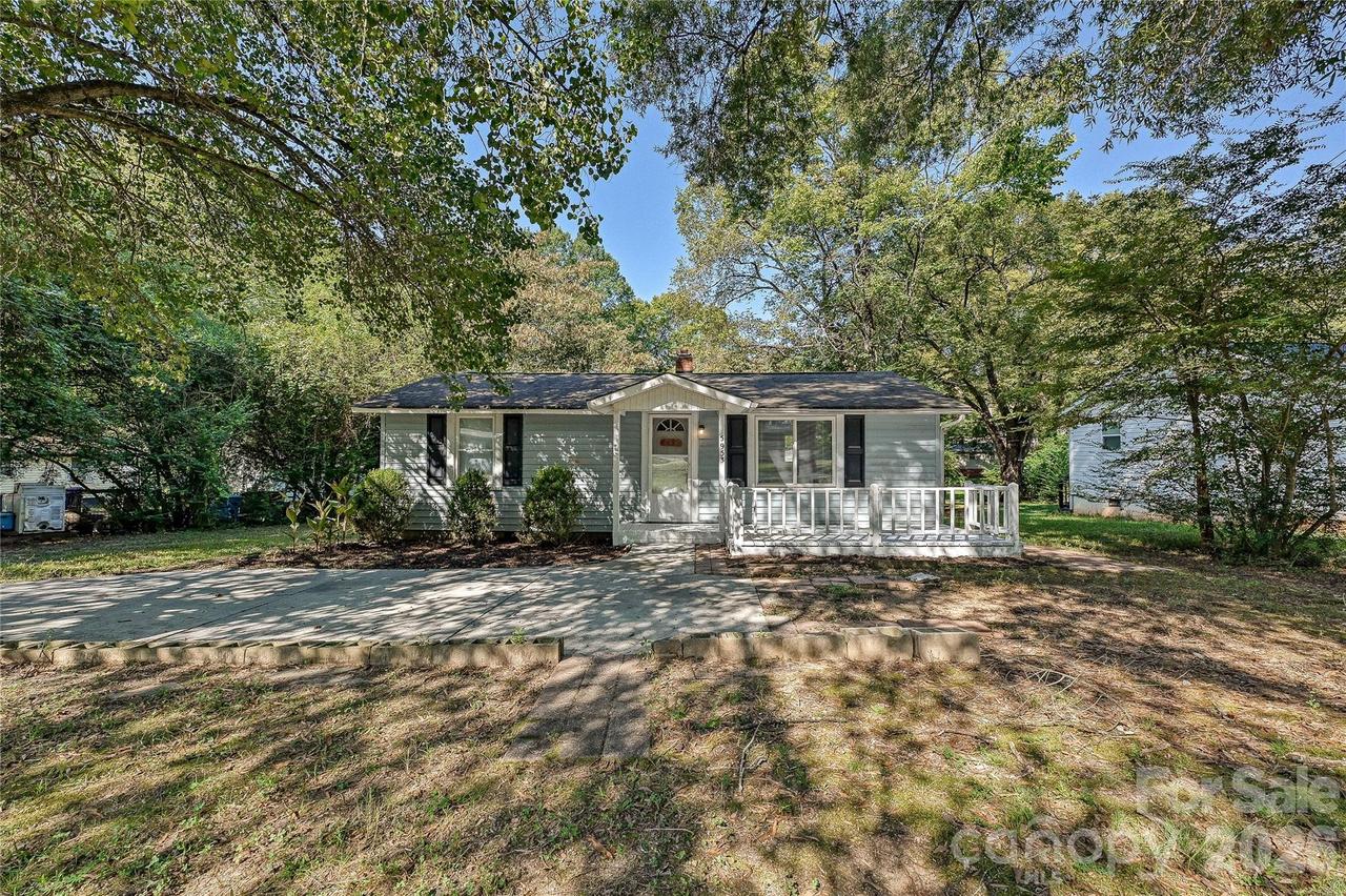 5953 Yale Ave., Kannapolis, NC 28081