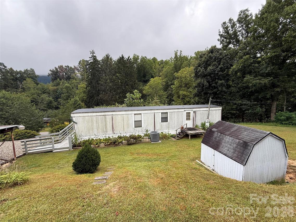 6 Short Dix Creek Rd., Leicester, NC 28748