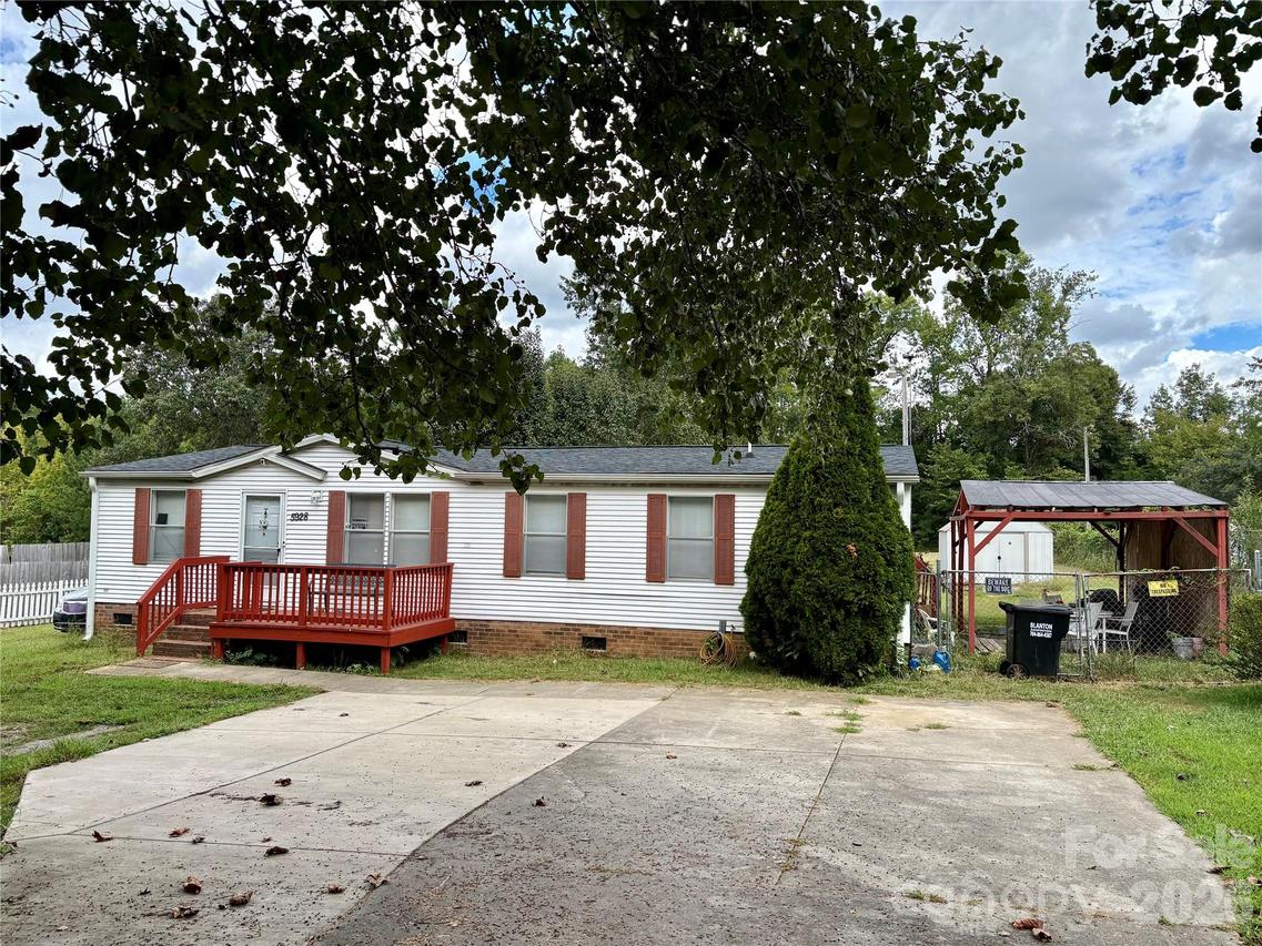 5928 Lewis Rd., Gastonia, NC 28052