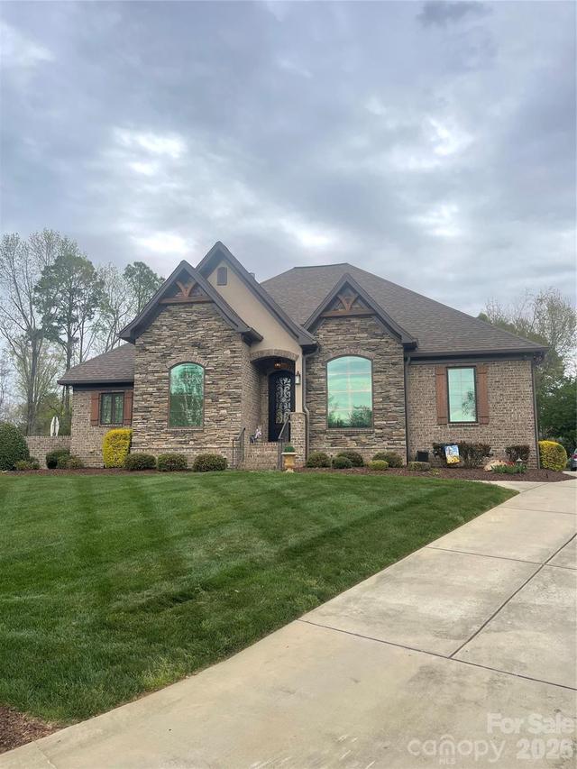 3756 Sand Wedge Dr., Gastonia, NC 28056