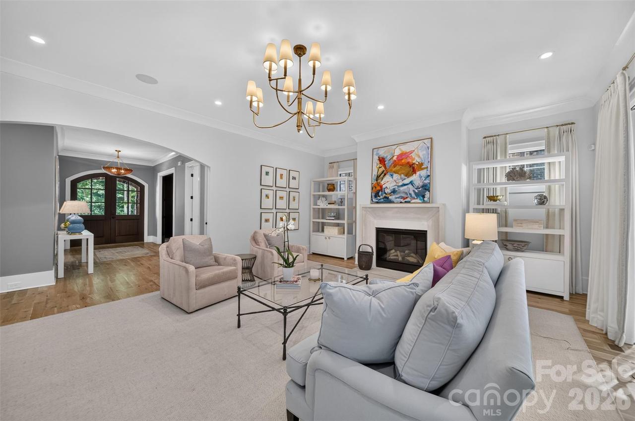 6006 Old Providence Ln., Charlotte, NC 28226