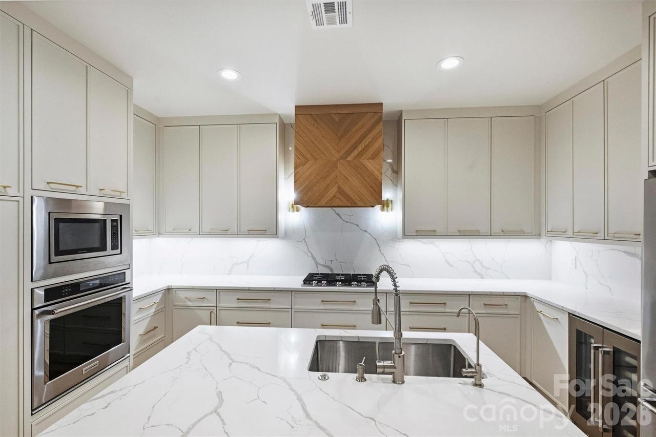 574 N Church St., Charlotte, NC 28202