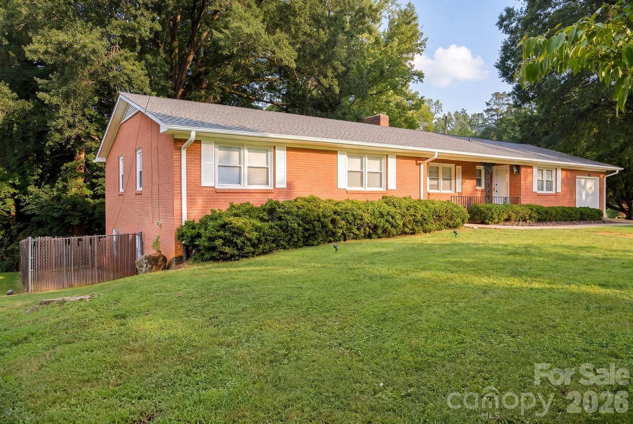 112 Delta St., Lexington, NC 27295