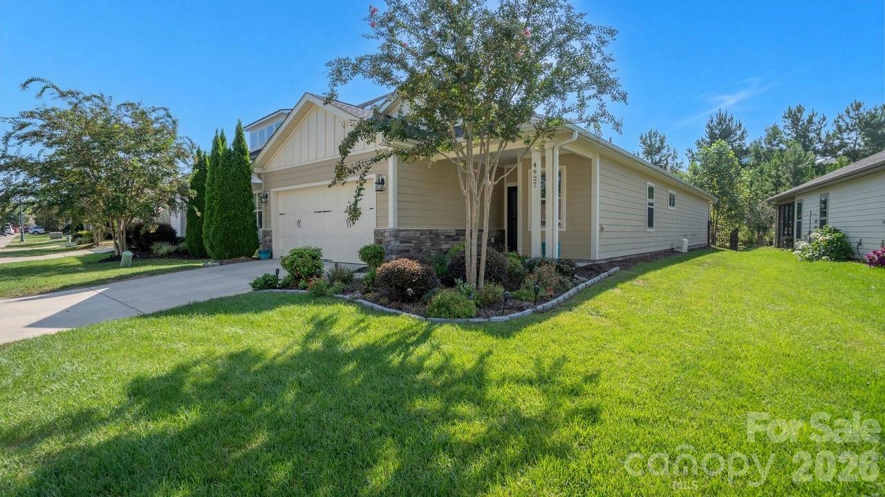 4927 Looking Glass Tr., Denver, NC 28037