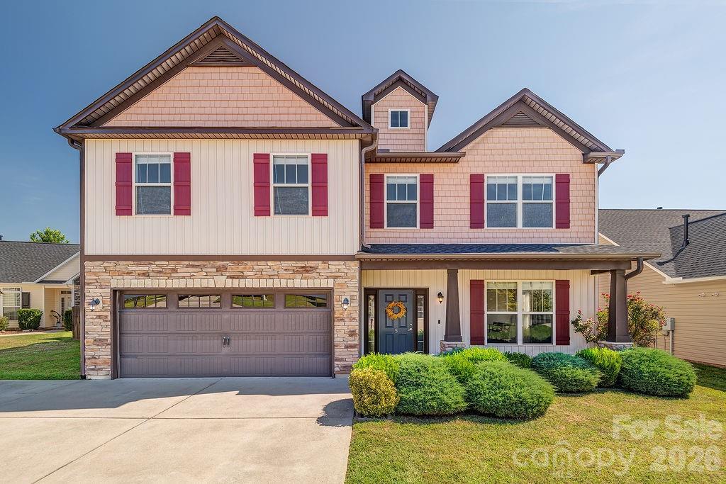 5 Breyerton Ct., Asheville, NC 28804
