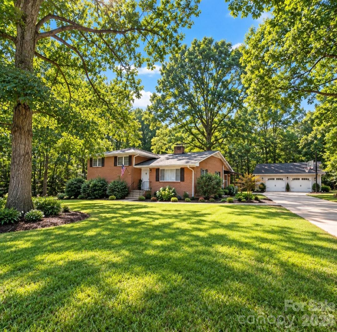 250 Roberta Rd., Concord, NC 28027