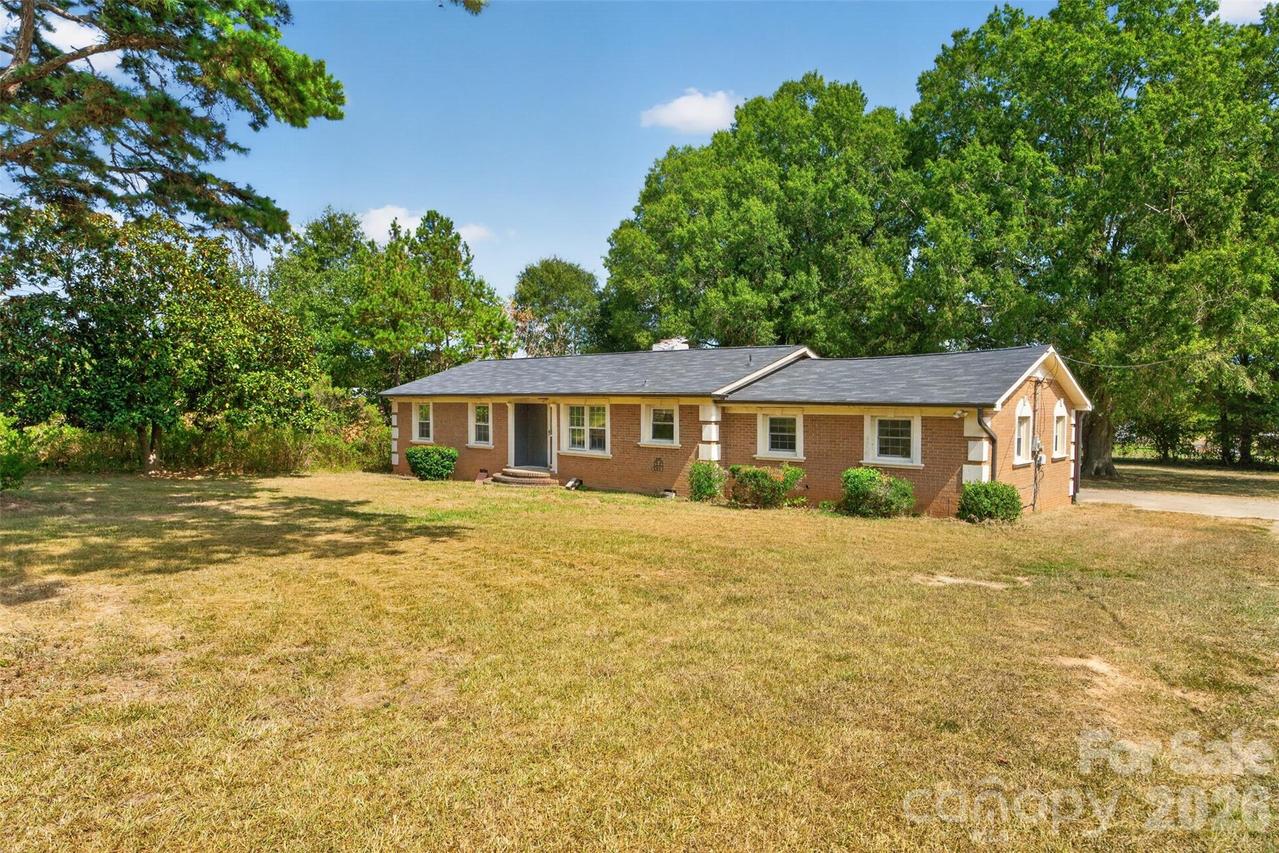 4522 Pleasant Grove Rd., Waxhaw, NC 28173