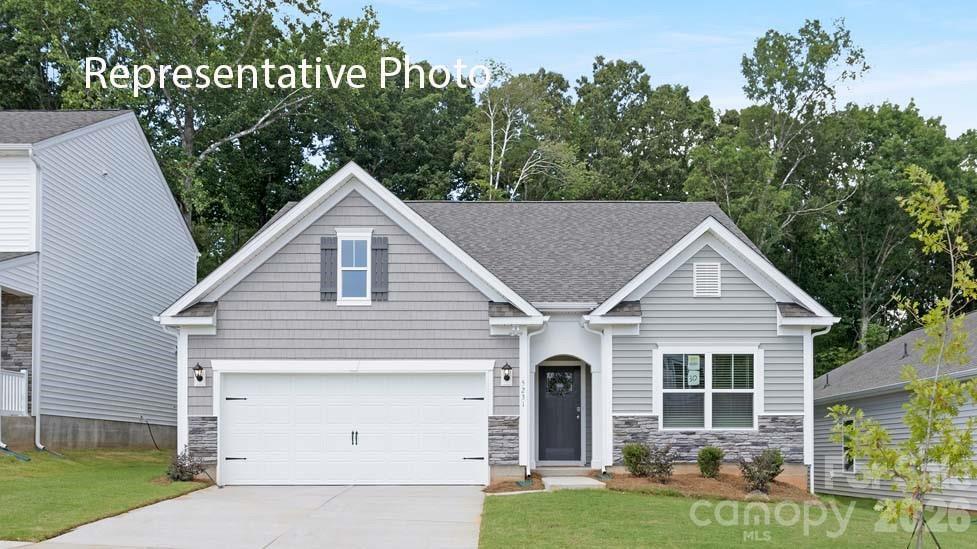 633 17th Avenue Dr., Hickory, NC 28601