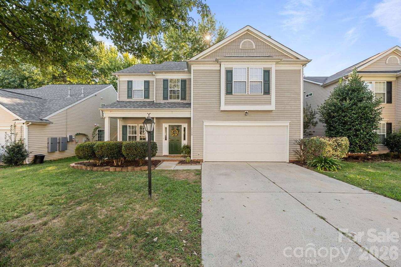 5520 Waverly Lynn Ln., Charlotte, NC 28269